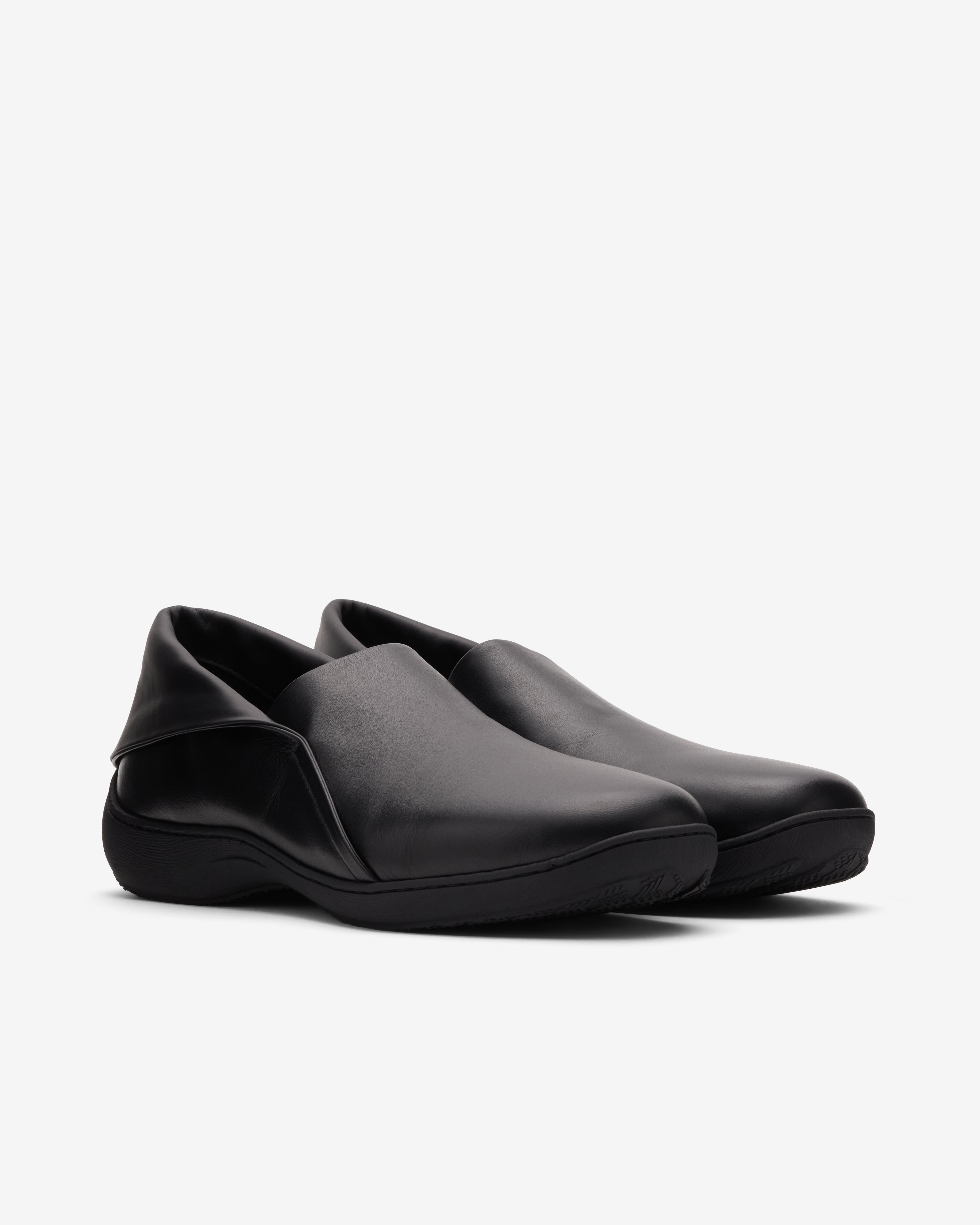 Kiko Kostadinov : Men's Iskar Slip-On (Black) | Dover Street