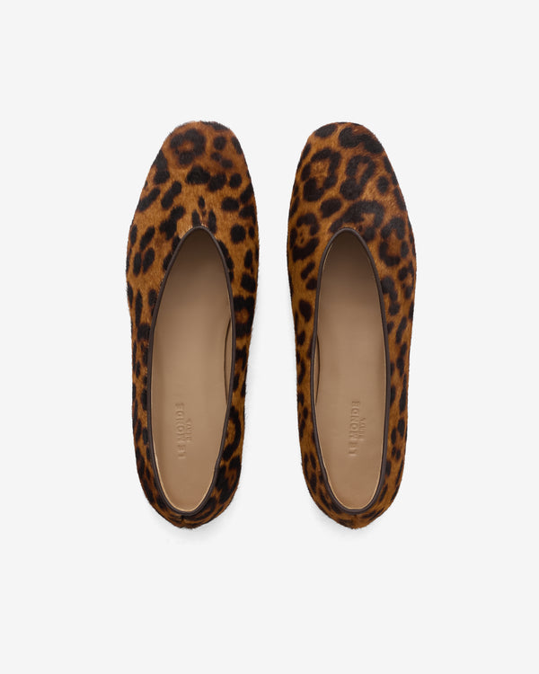 Le Monde Beryl - Women's Regency Slipper - (Leopard)