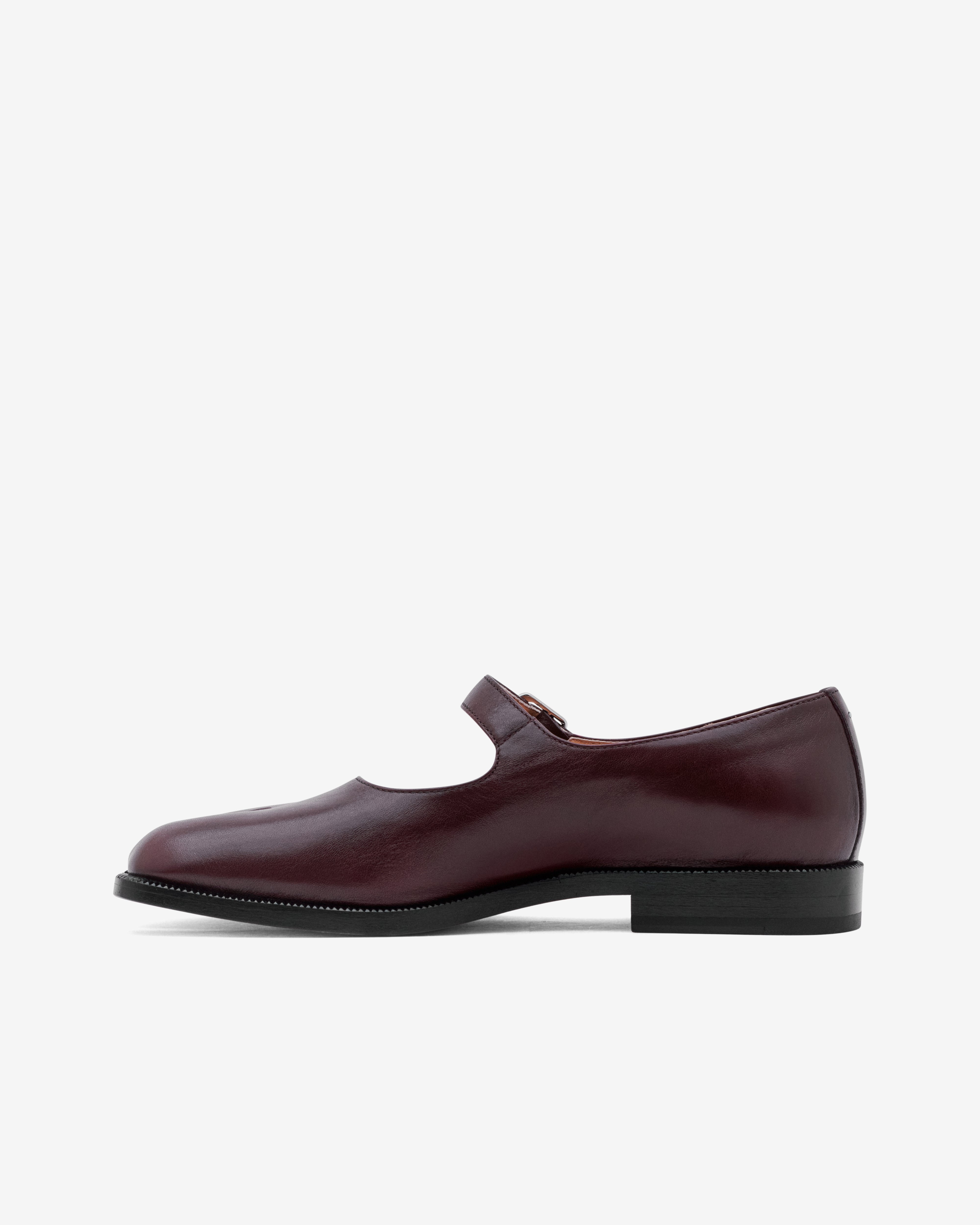 Maison Margiela: Women's Tabi City Mary-Jane Shoes (Vineyard Wine