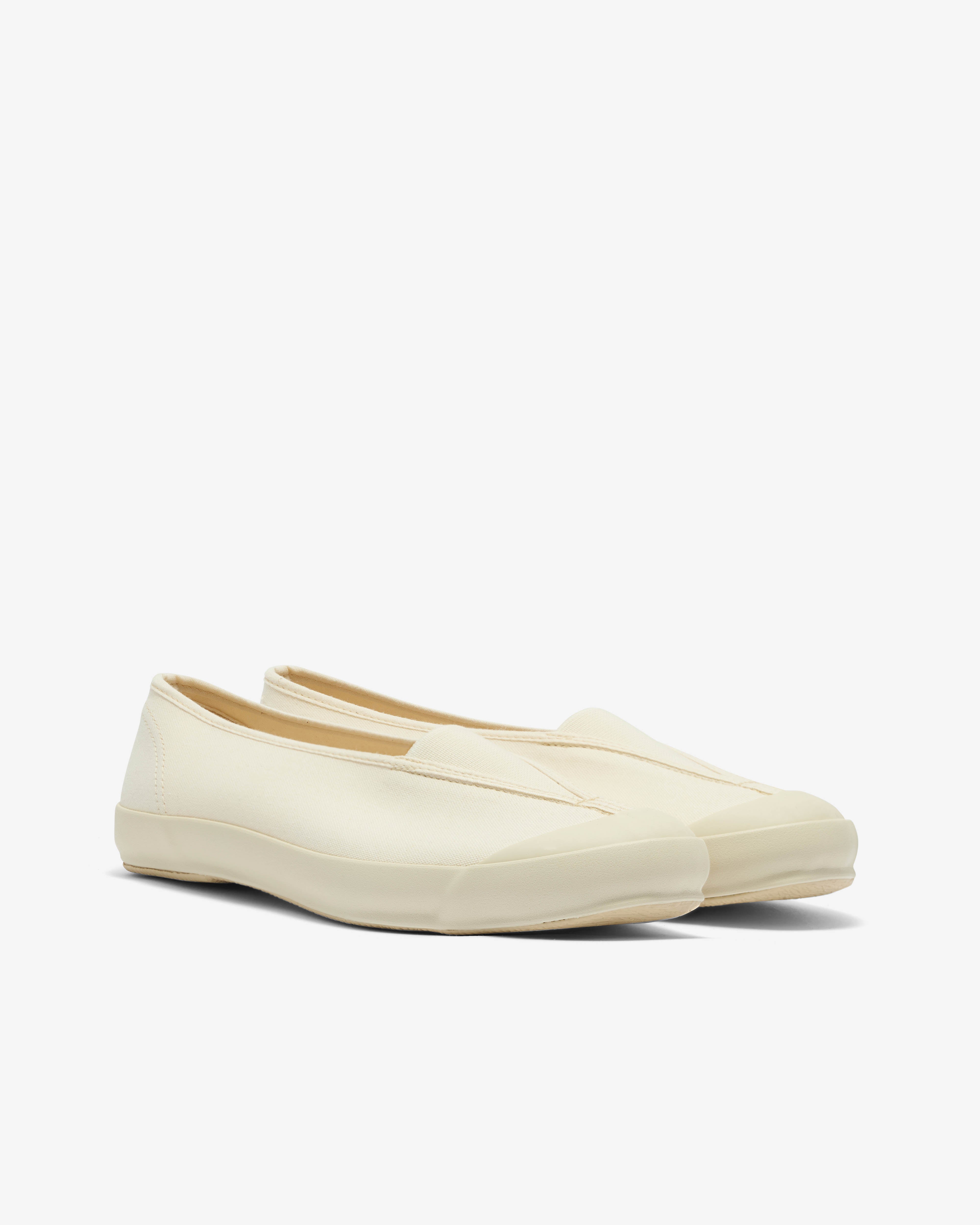 Moonstar: Women's Lite Ballet Shoe (Natural) | Dover Street Market