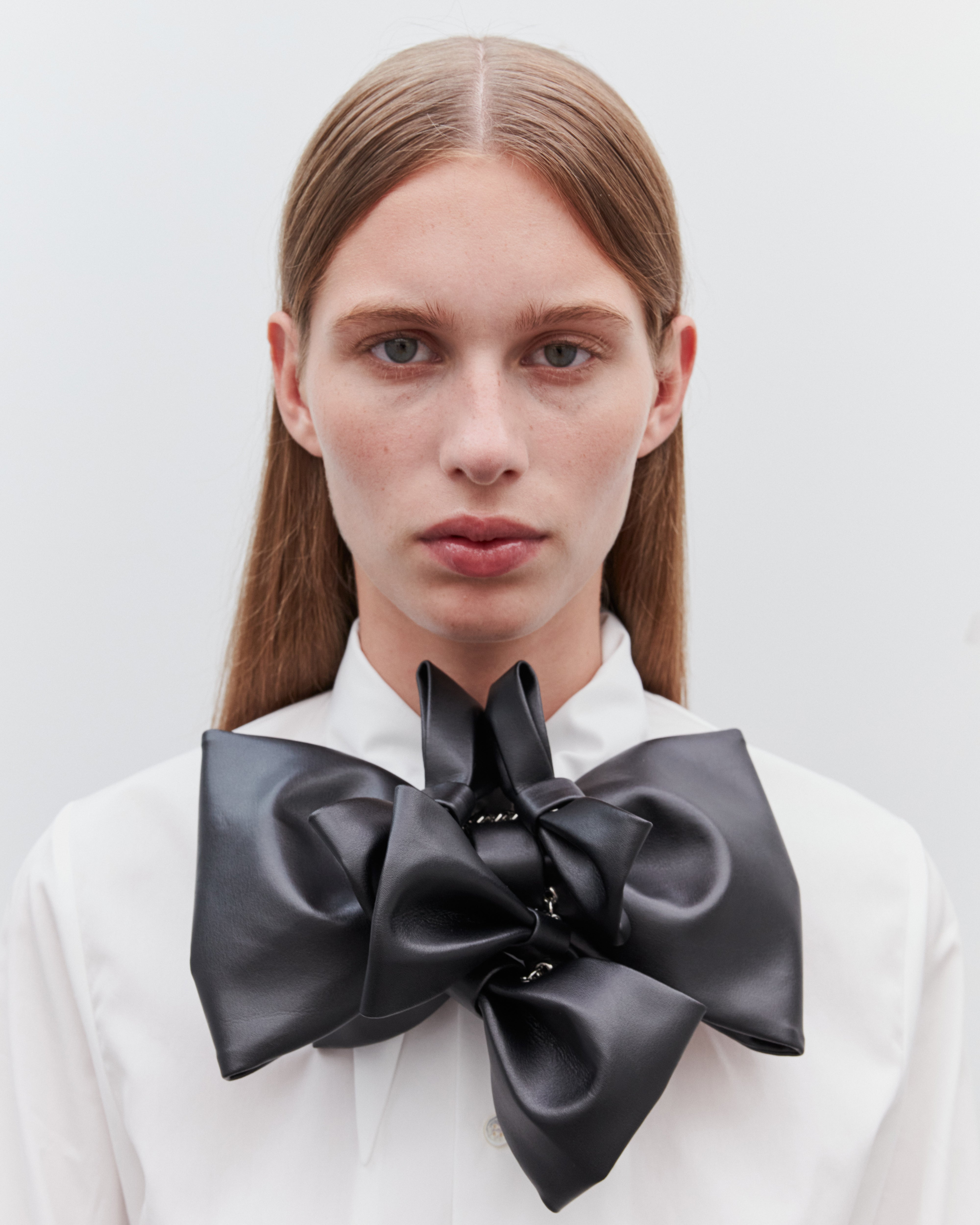 ノワールケイニノミヤ Multi Bow Tie Necklace(NOIR KEI ノワールケイニノミヤ Multi Bow Tie Necklace(NOIR KEI