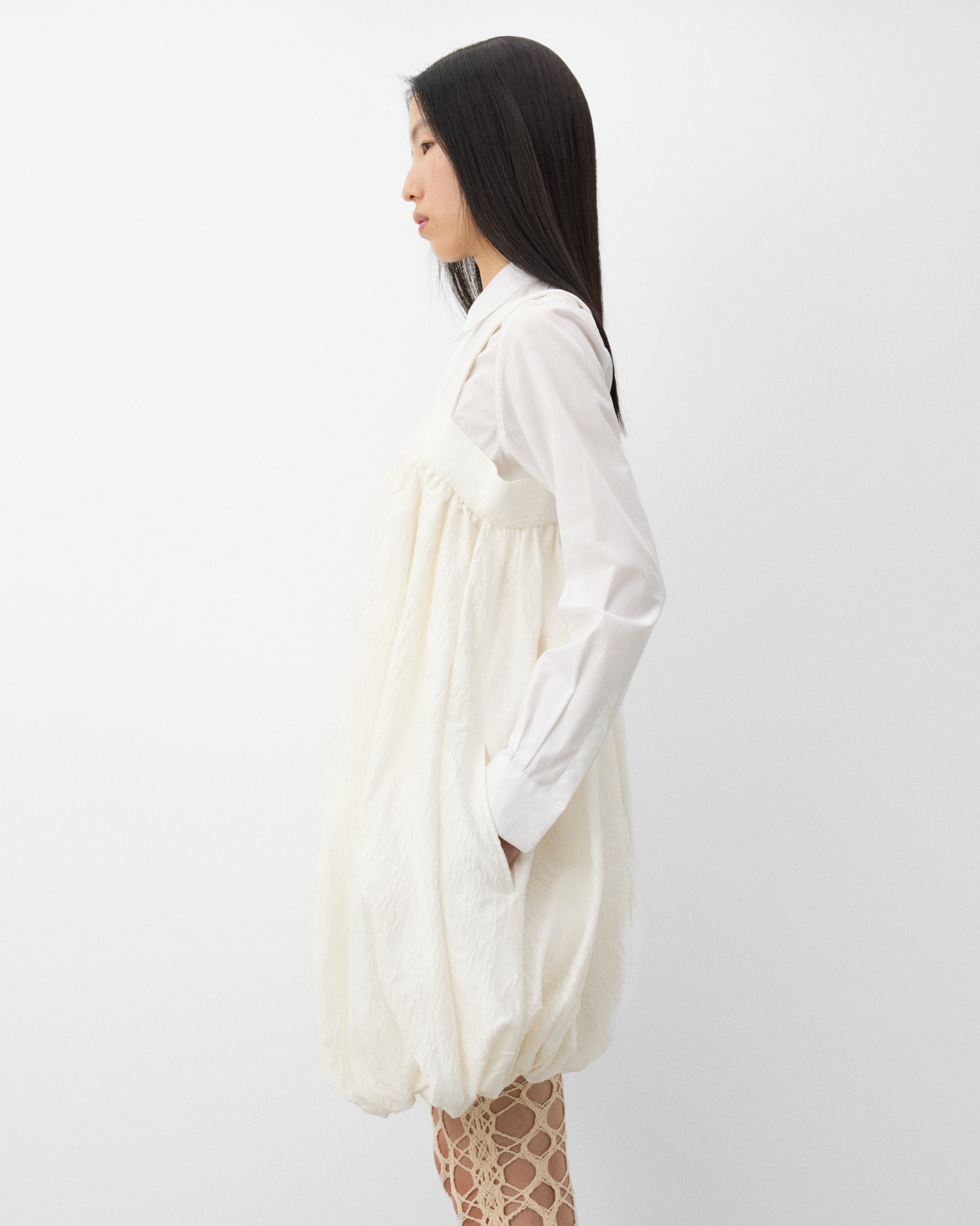 Noir Kei Ninomiya: Women's Pinafore Trousers (White) | Dover