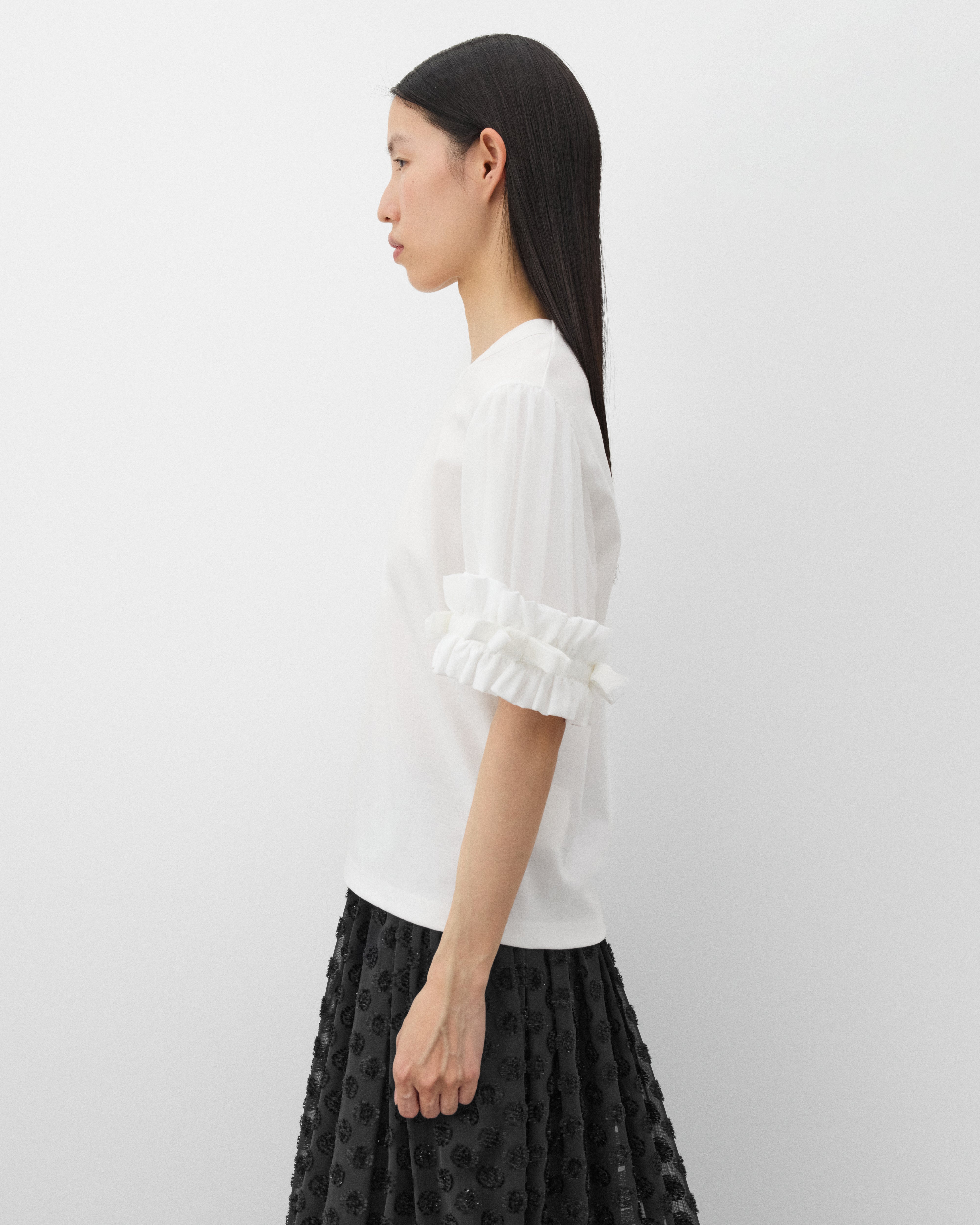 Noir Kei Ninomiya: Women's Ruffle Sleeve T-Shirt (White) | Dover