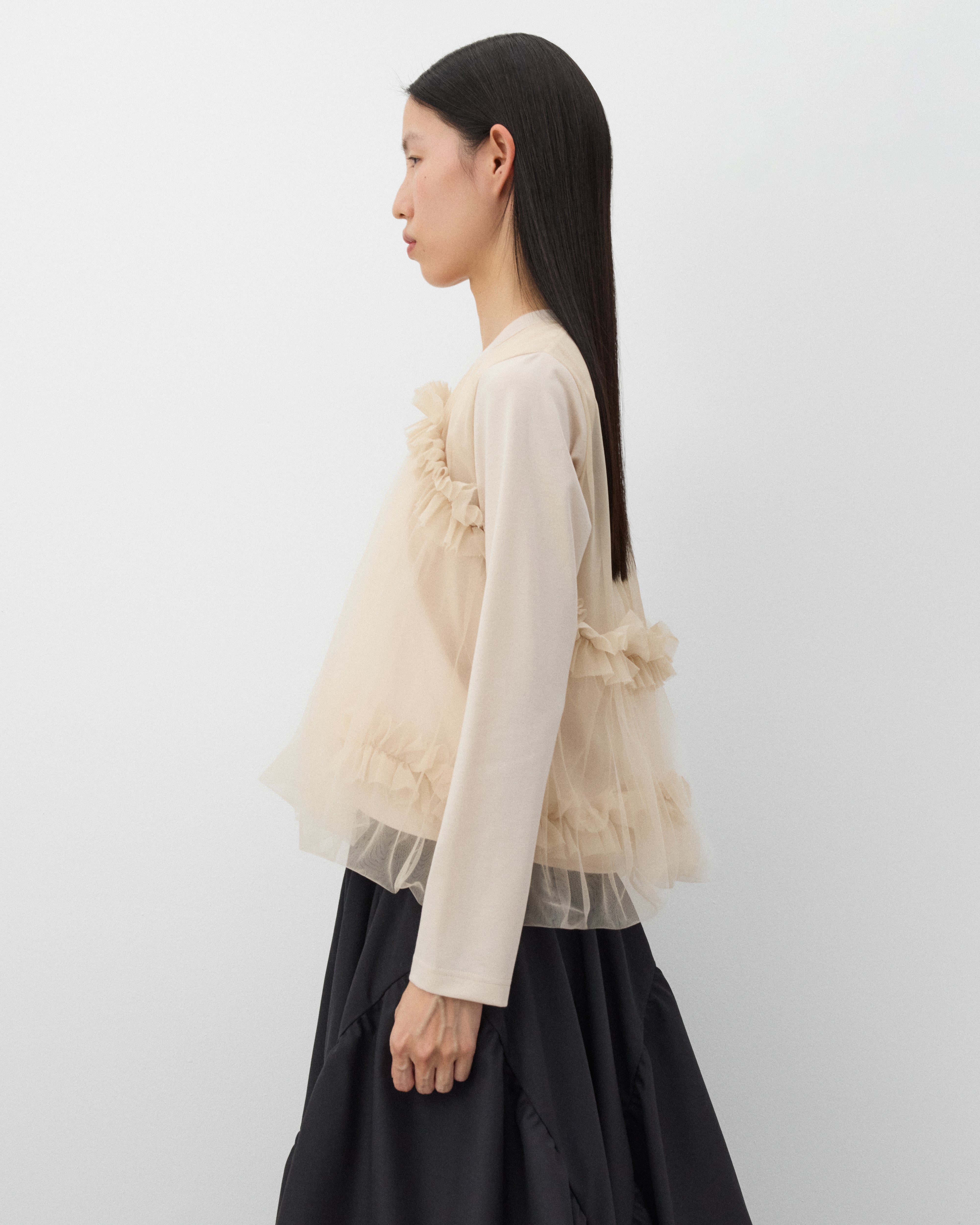 Noir Kei Ninomiya: Women's Tulle Ruffle T-Shirt (Beige) | Dover