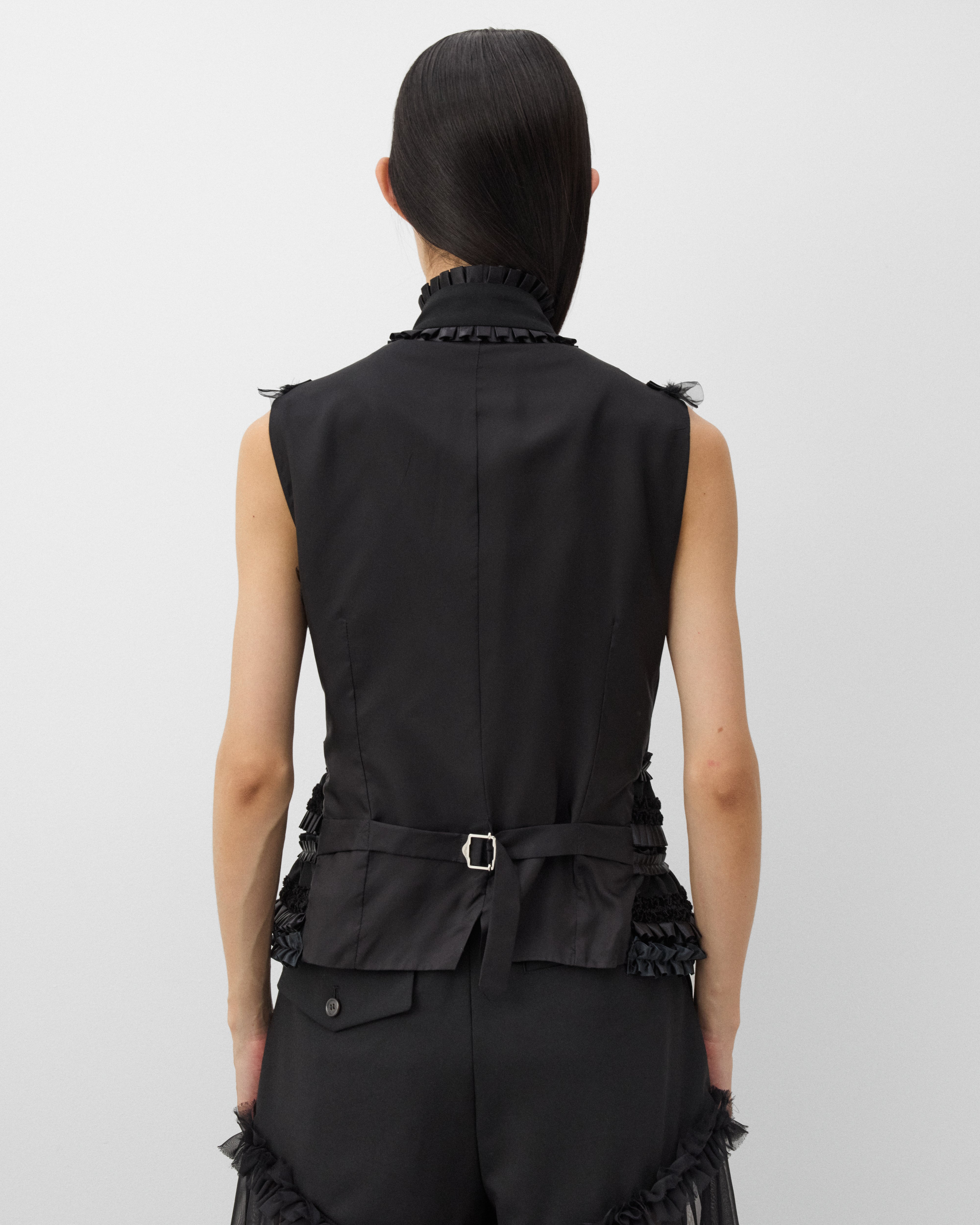 Noir Kei Ninomiya: Women's Ruffle Bow Vest (Black) | Dover Street