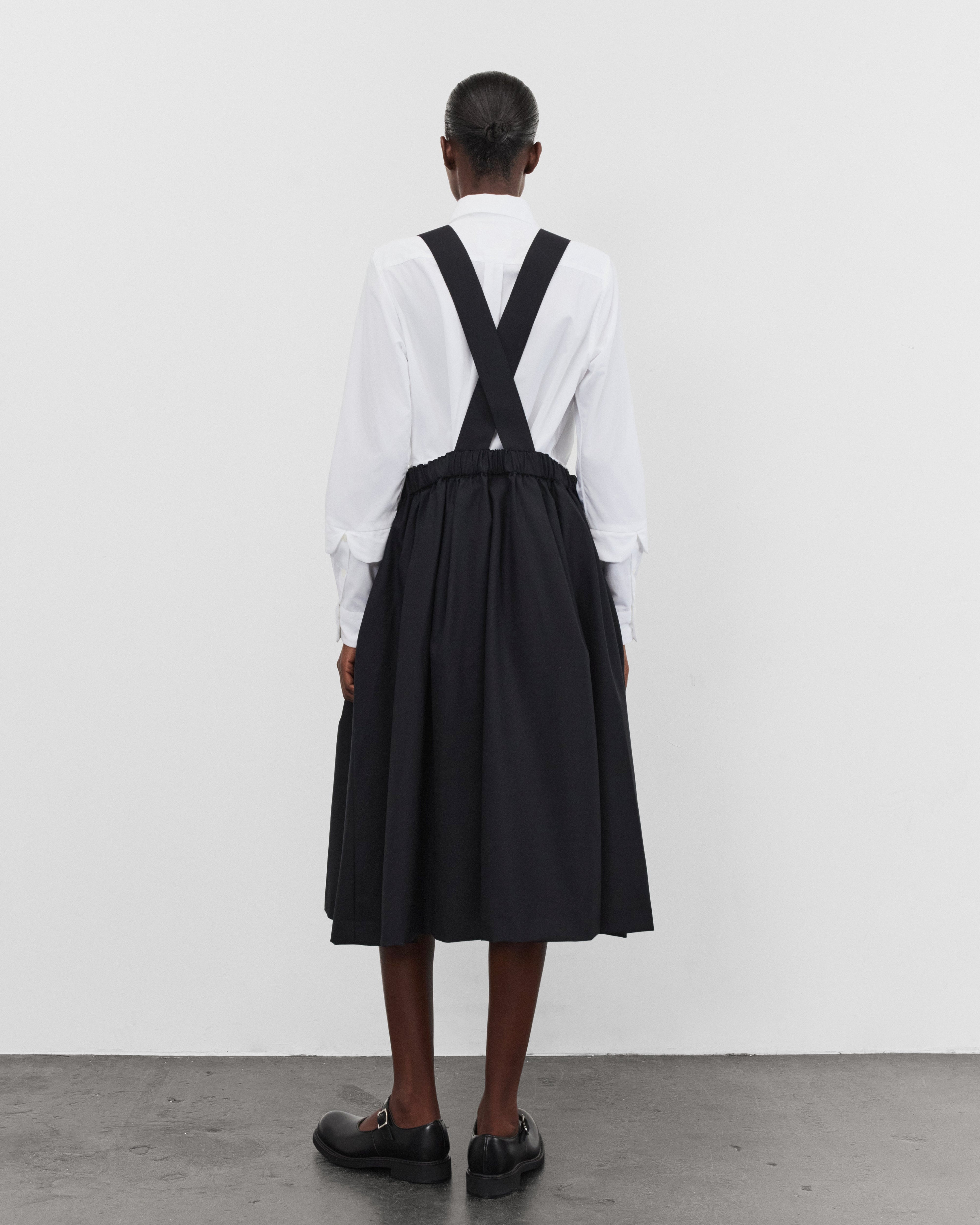 noir kei nonomiya リボン吊りスカート Noir Kei Ninomiya: Women's Bow Pinafore (Black) | Dover Street