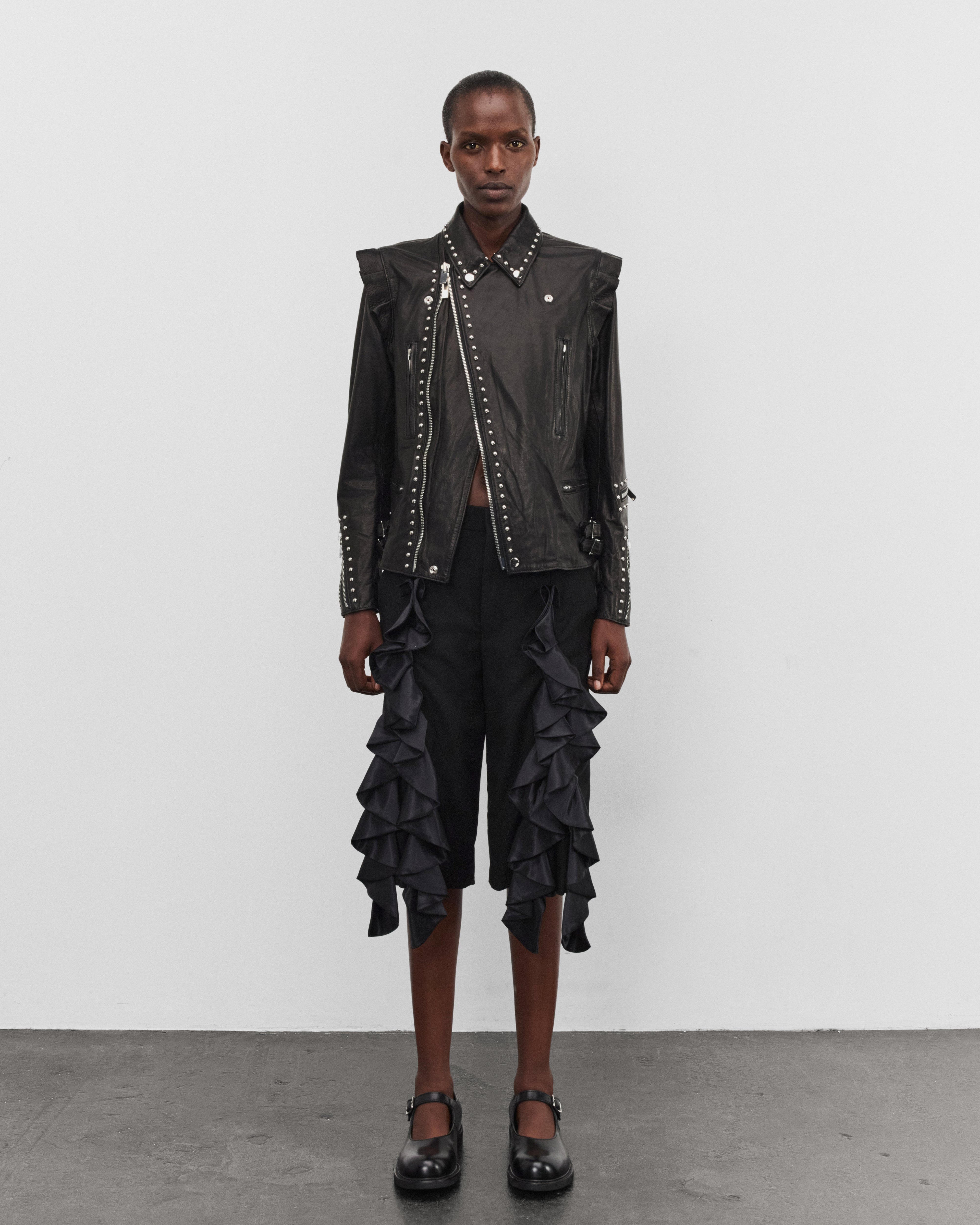 Noir Kei Ninomiya: Women's Leather Studded Biker Jacket (Black