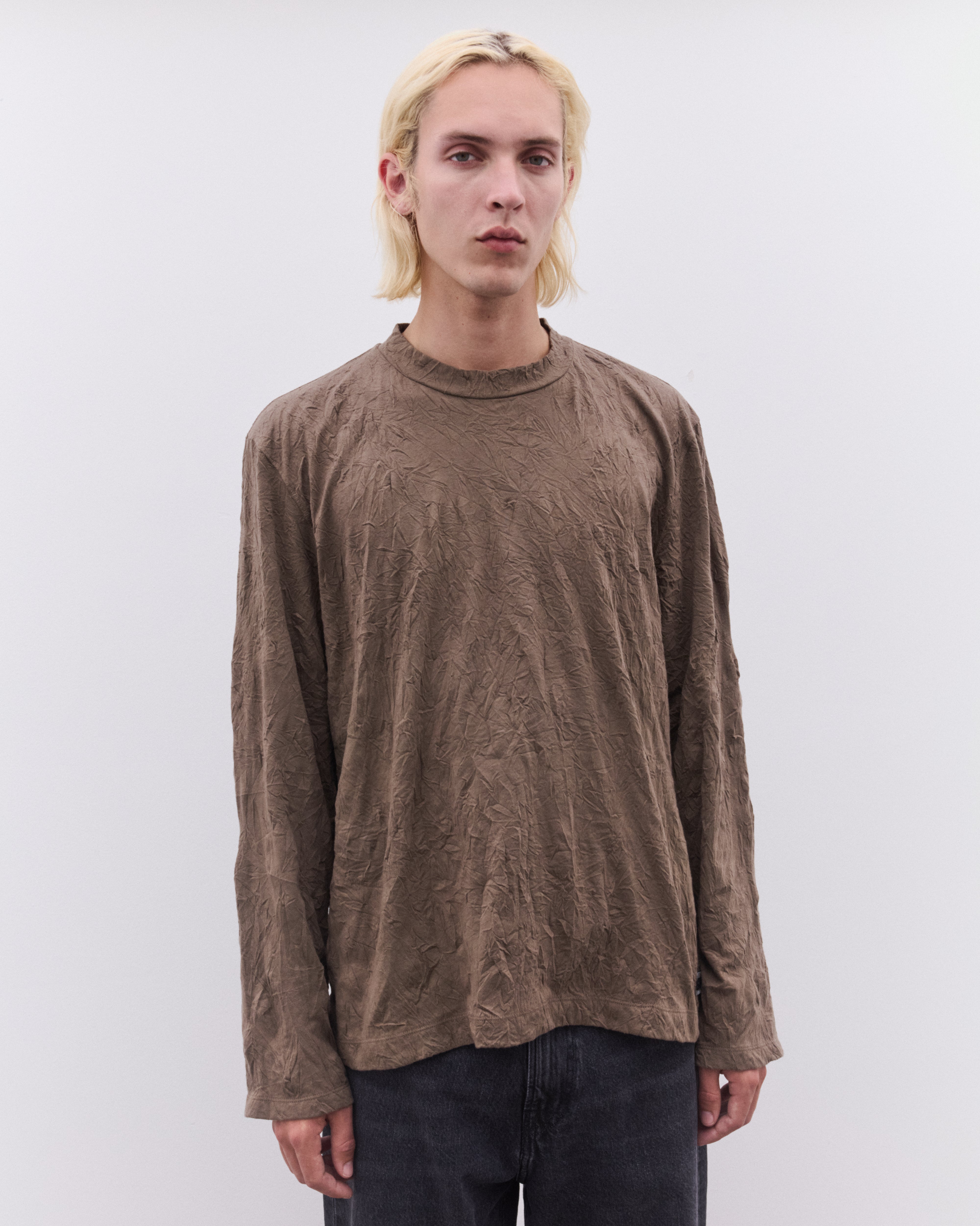 国内発送 Our Legacy BIG LONG SLEEVE OLIVE CRINKELE JERSEY Our Legacy: Men's Big Long Sleeve (Olive Crinkle Jersey