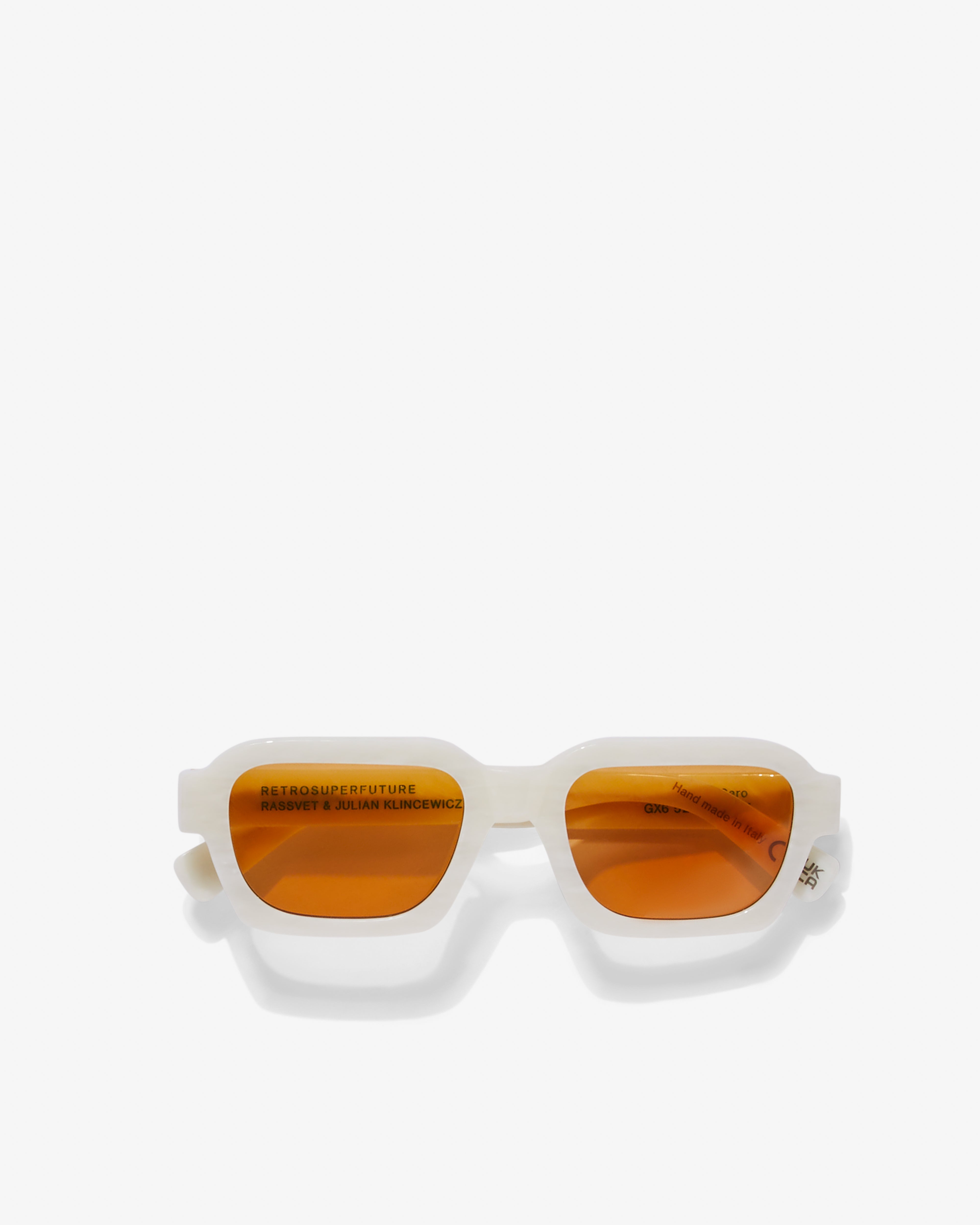 White 60s Style Oval Mod Sunglasses – RevivalVintage