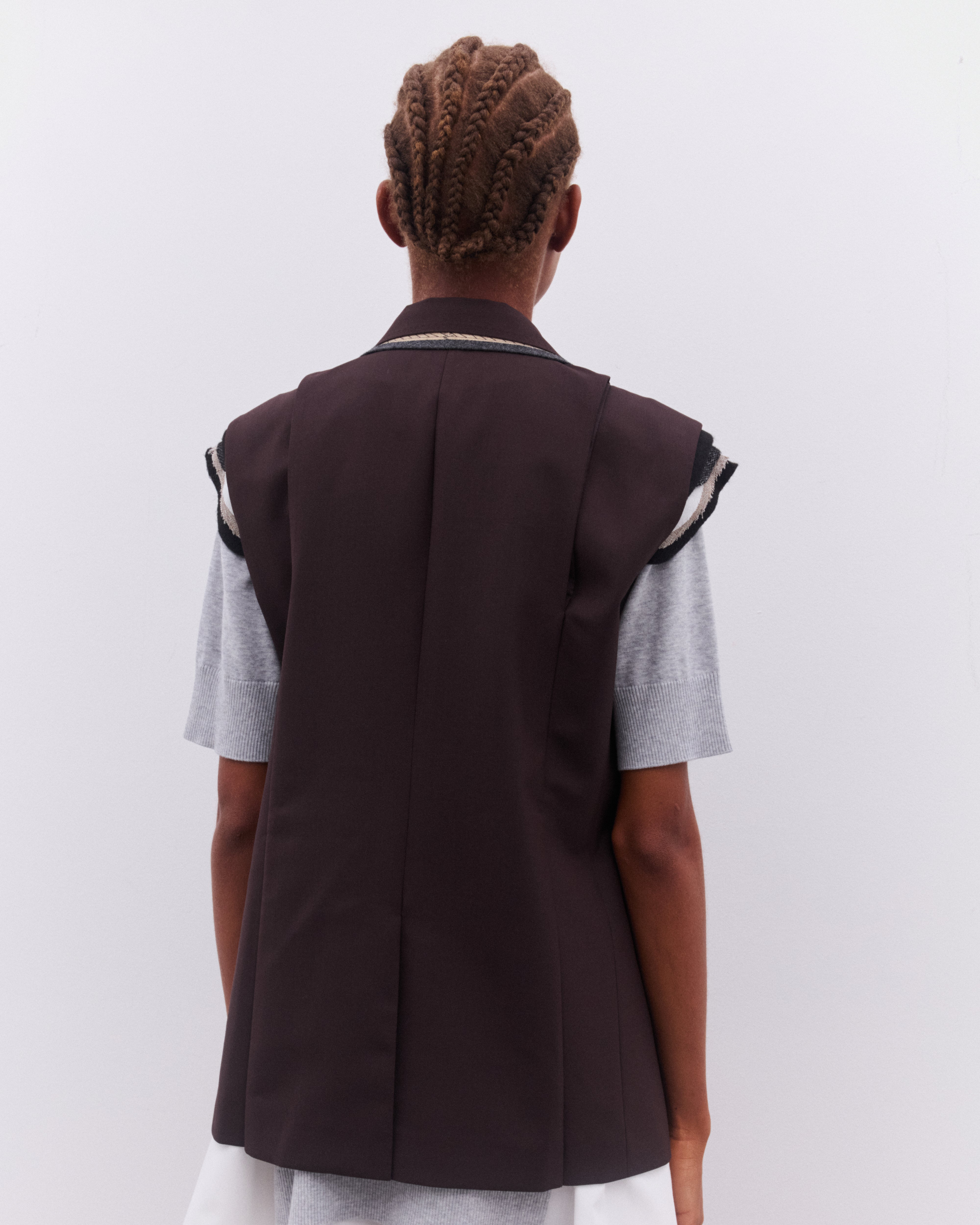 sacai: Women's Sleeveless Blazer (Brown) | DSML E-SHOP