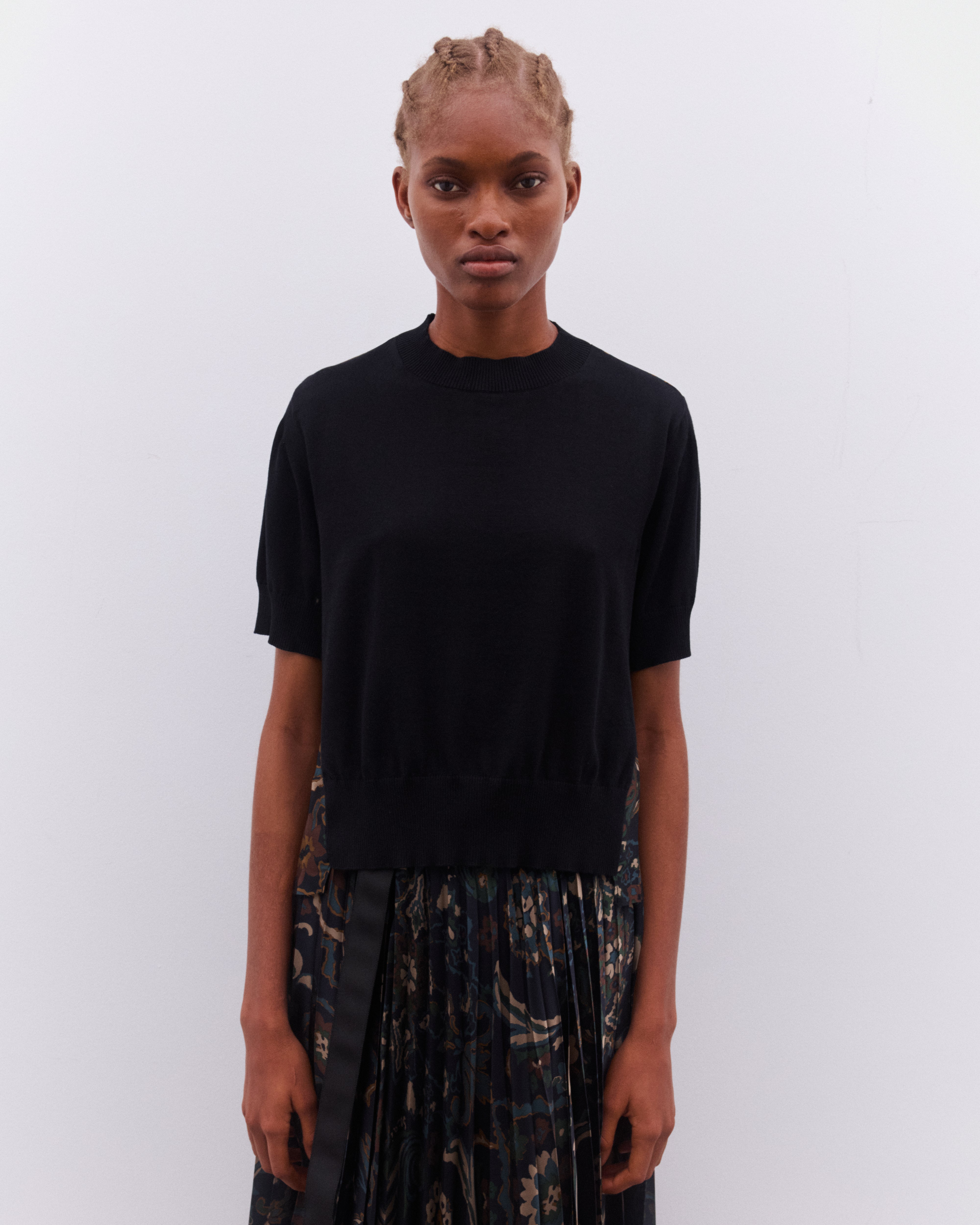 sacai: Women's Panelled Floral Print Pullover (Black) | DSML E-SHOP