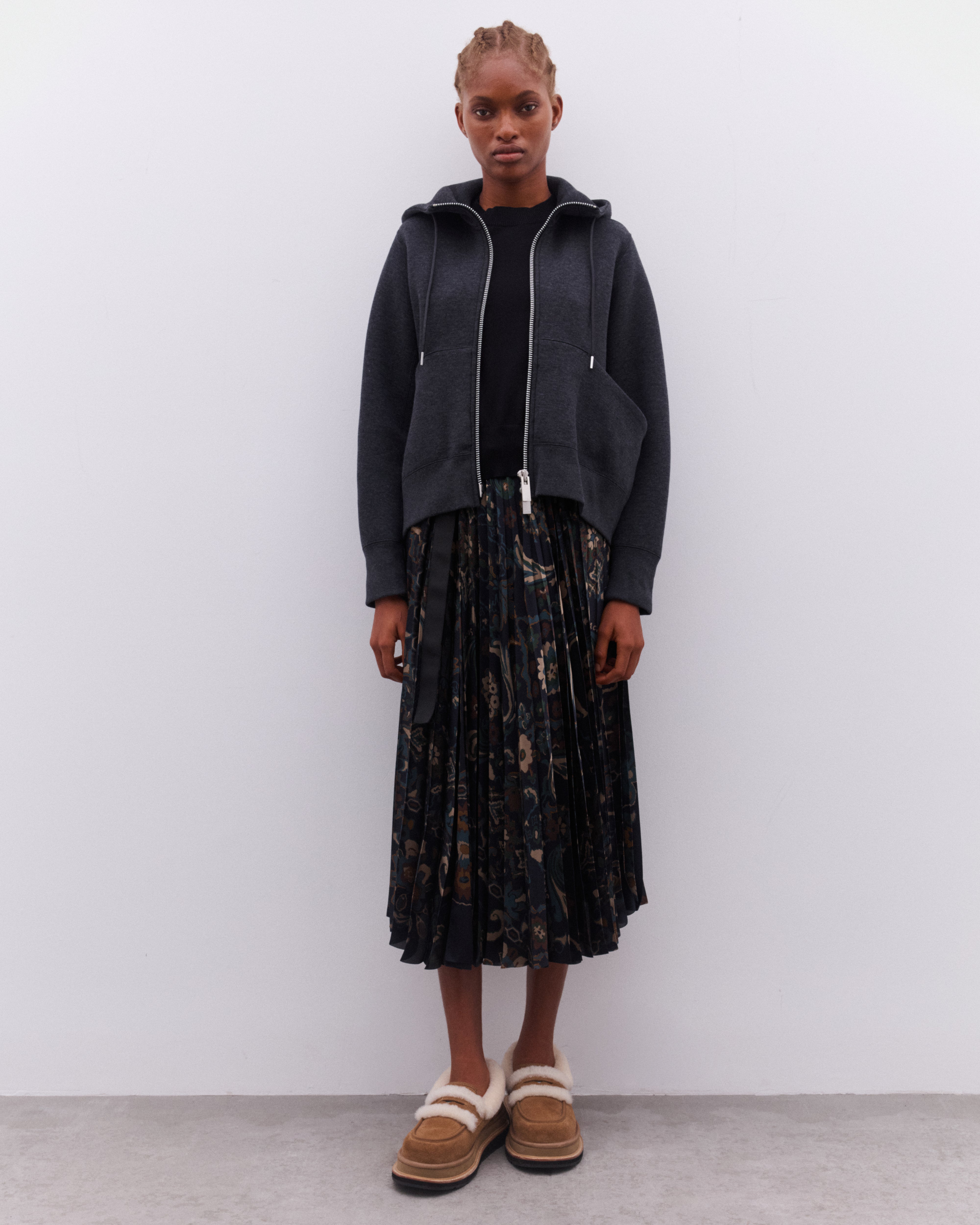 sacai: Women's Panelled Floral Print Pullover (Black) | DSML E-SHOP