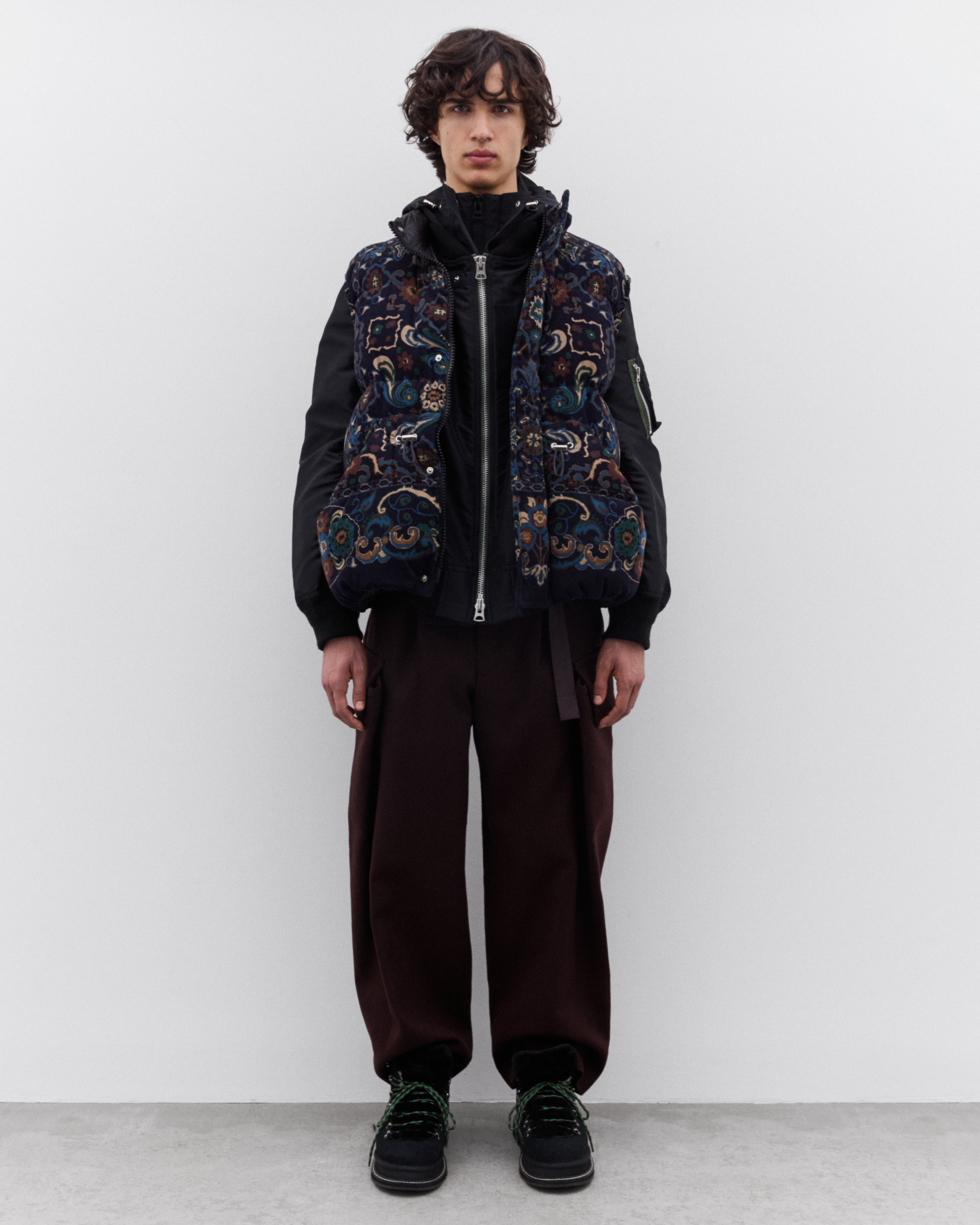 sacai: Men's Floral Print Corduroy Vest (Navy) | DSML E-SHOP