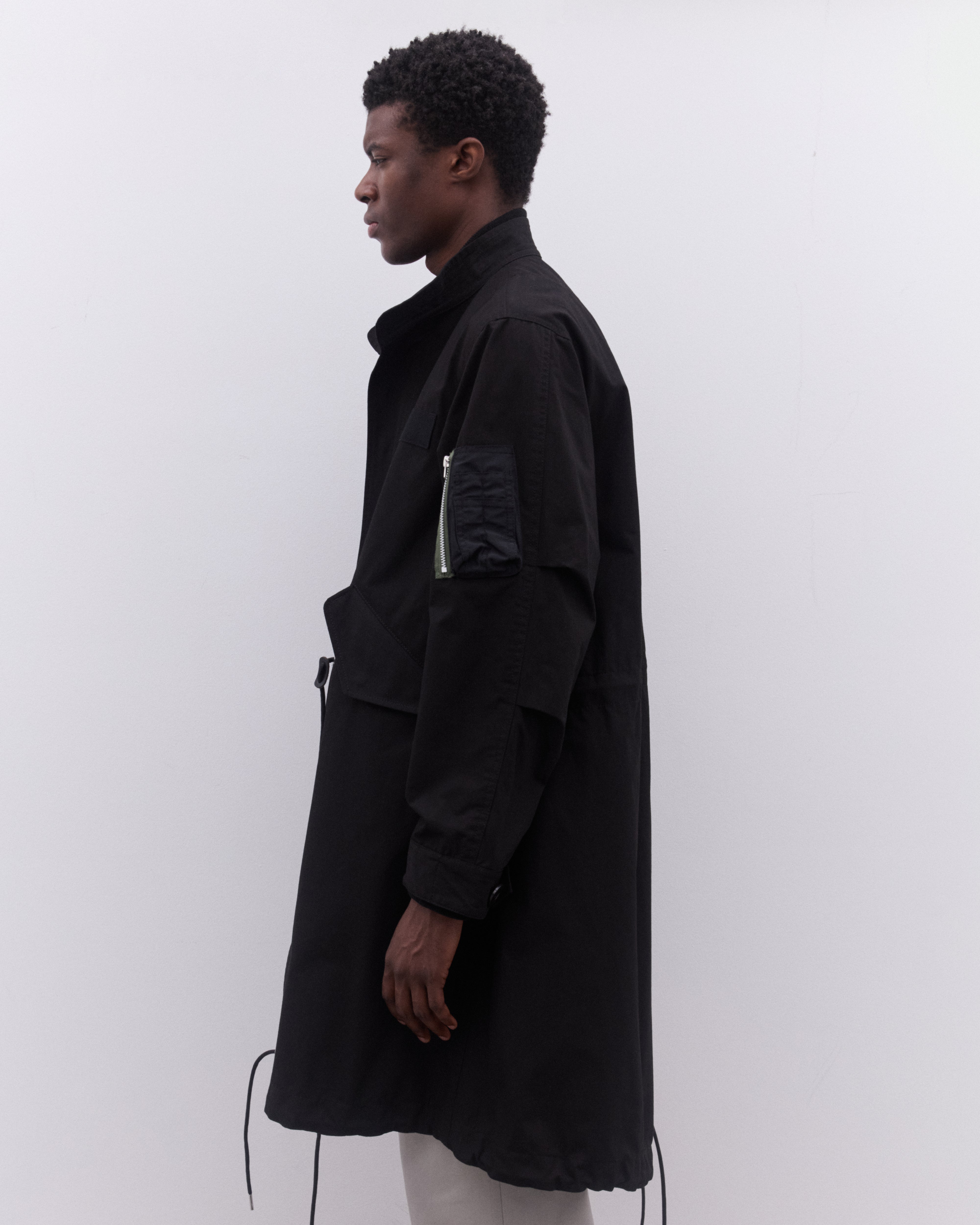 sacai: Men's Ripstop Fishtail Parka (Black) | DSML E-SHOP