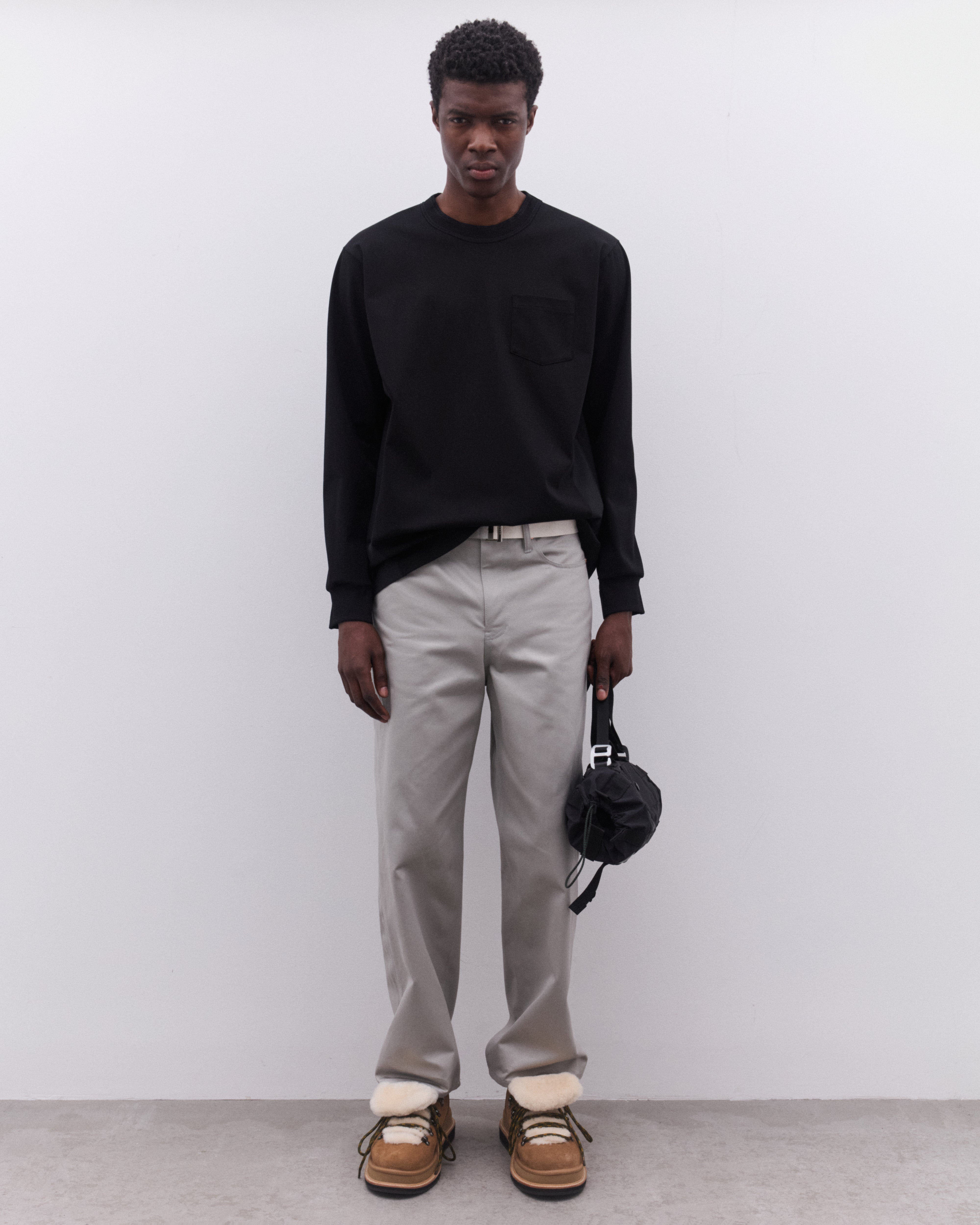 sacai High Neck L/S Tee-Shirtサイズ3 ブラック 25-00994S001BLACK1.jpg?v=