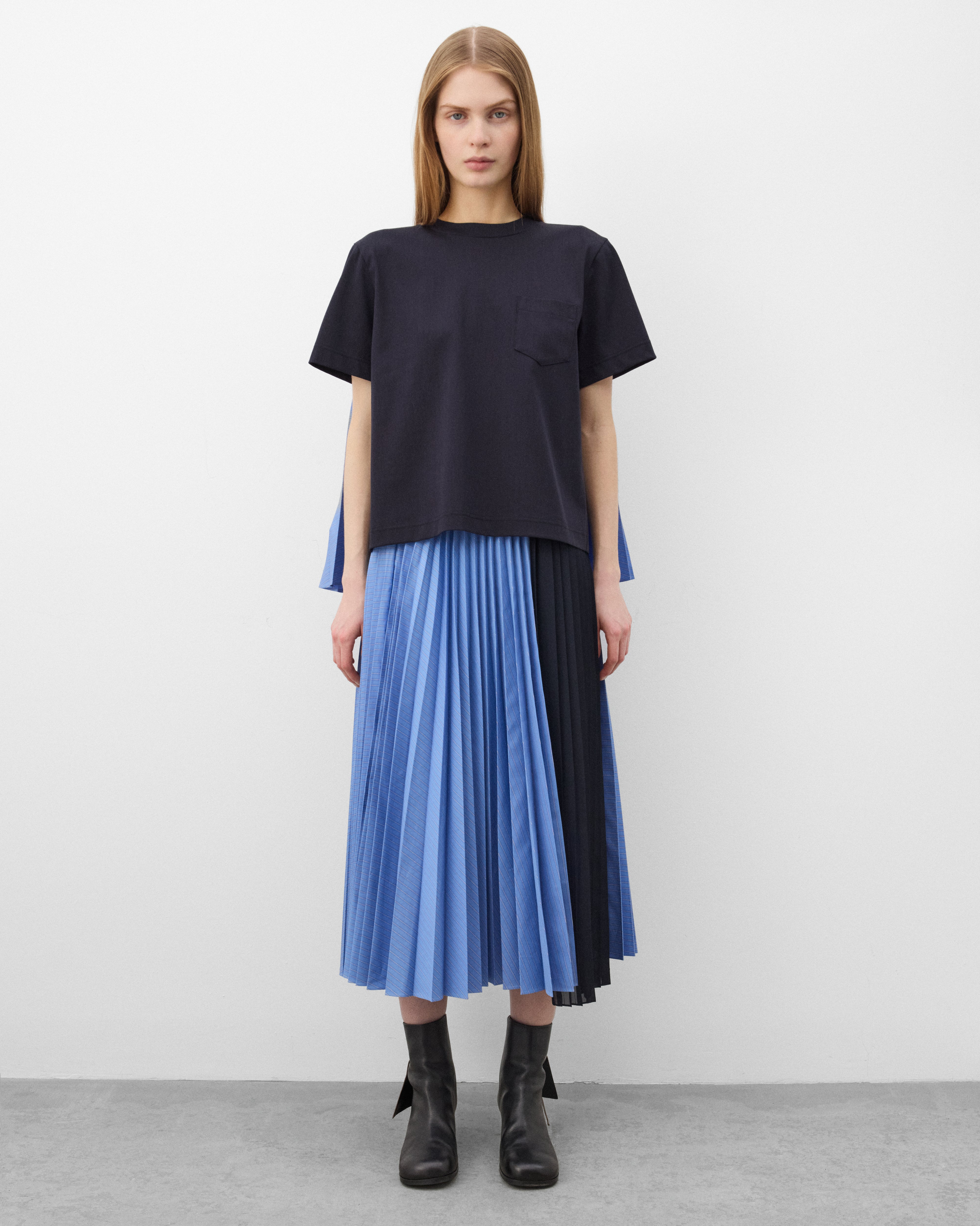 Sacai : Women's Poplin X Cotton Jersey T-Shirt (Black/Blue