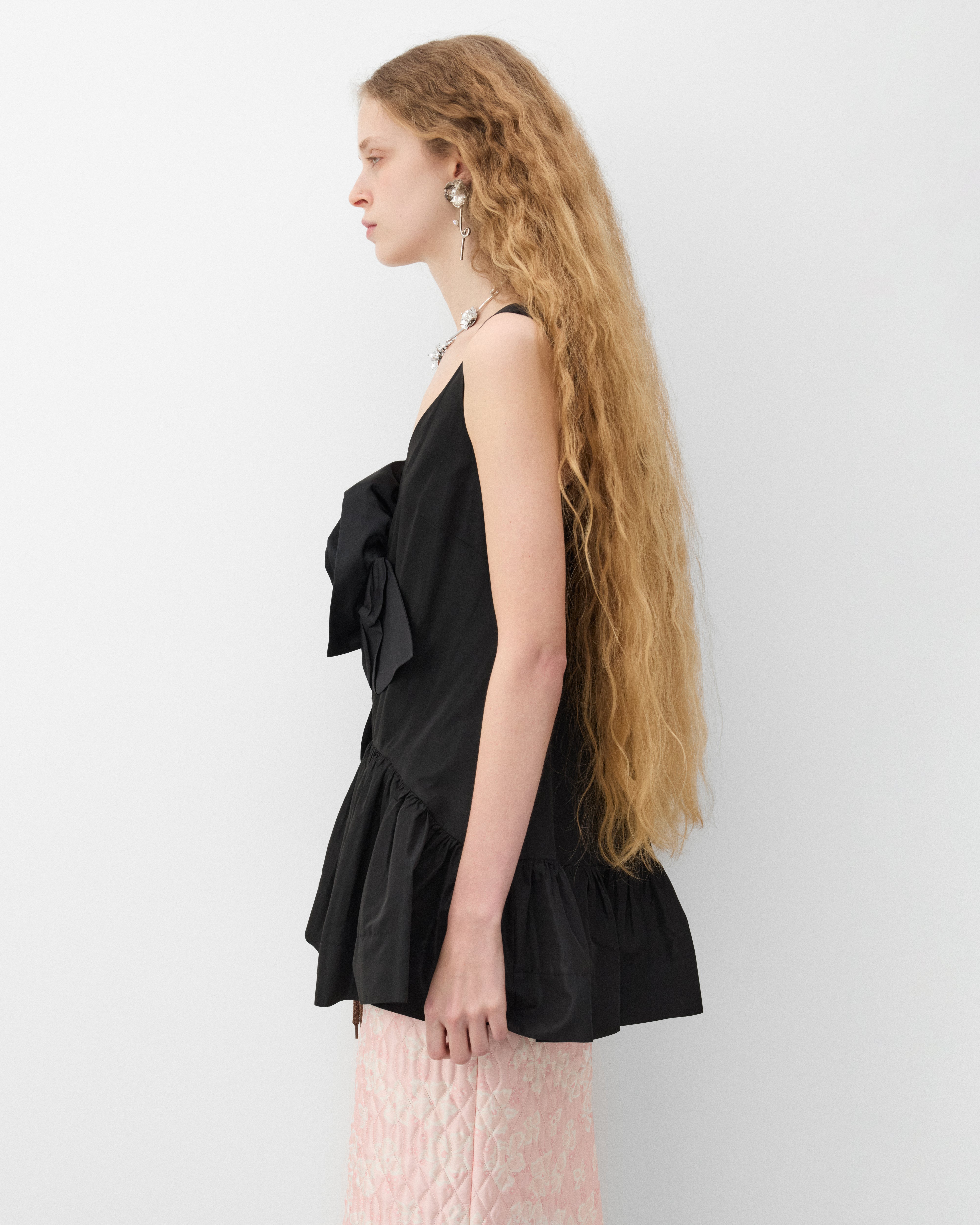Simone Rocha: Women's Pressed Rosette Tilted Neck Peplum top