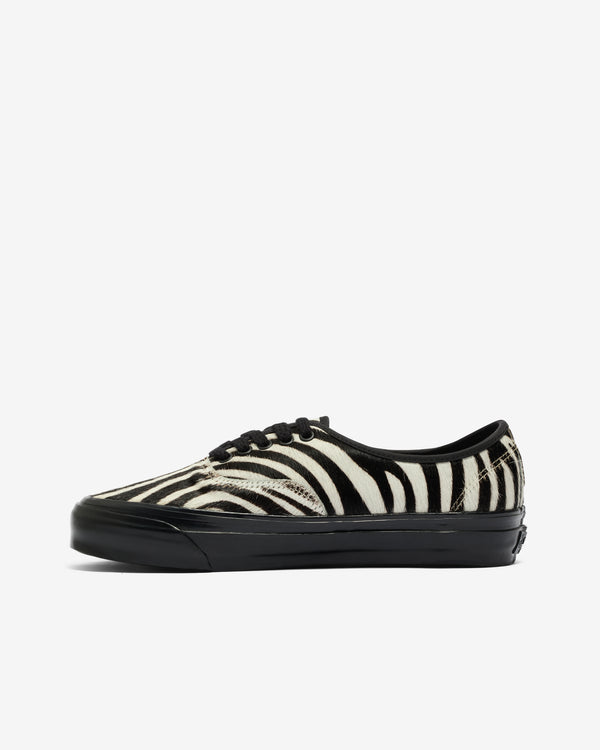 Vans - Life Is Unfair Authentic 44 - (Zebra)