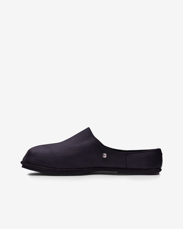 Casey Casey - Guidi Men’s Clogs - (Black)