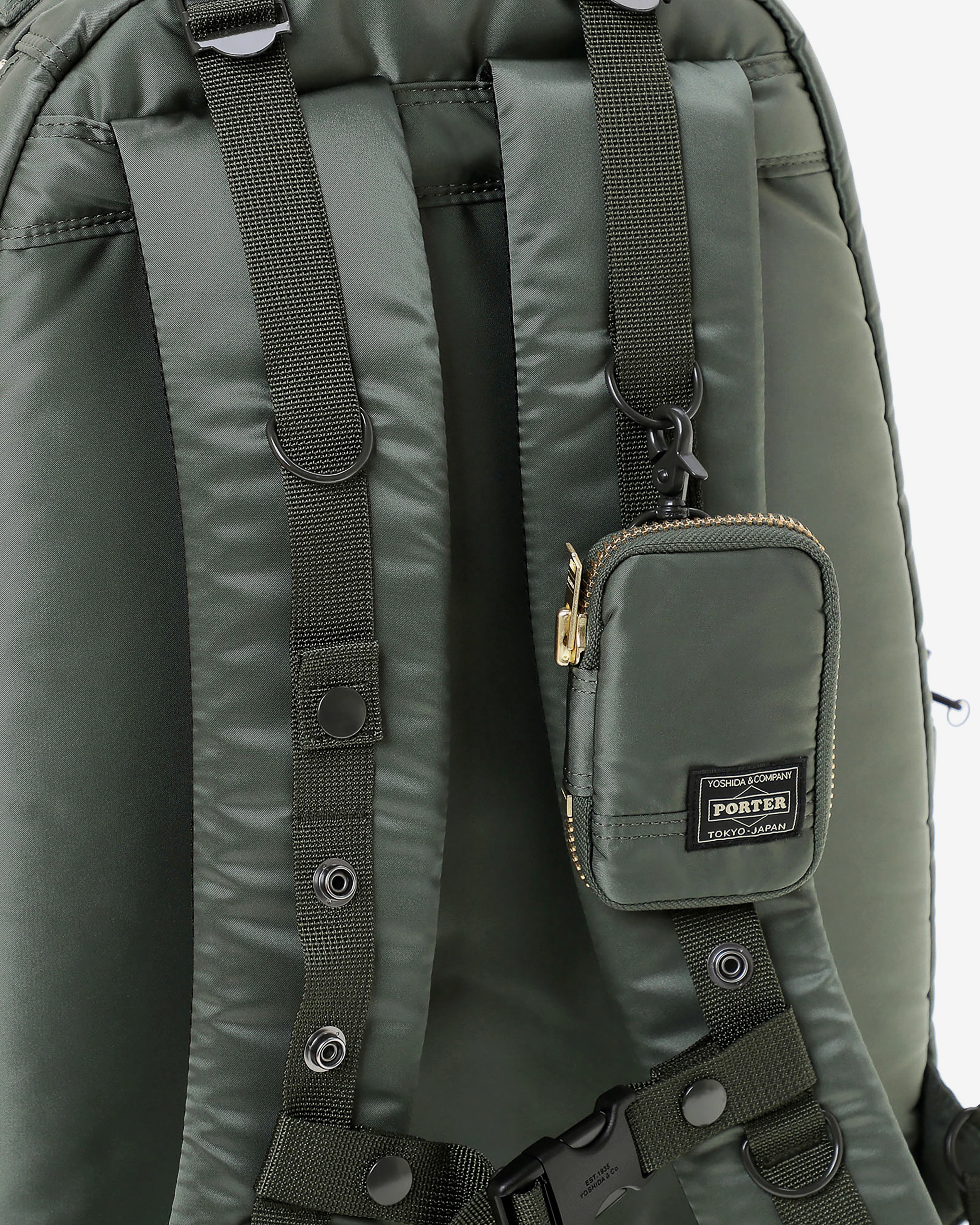 Porter Yoshida & Co.: Tanker Key Pack (Green) | Dover Street