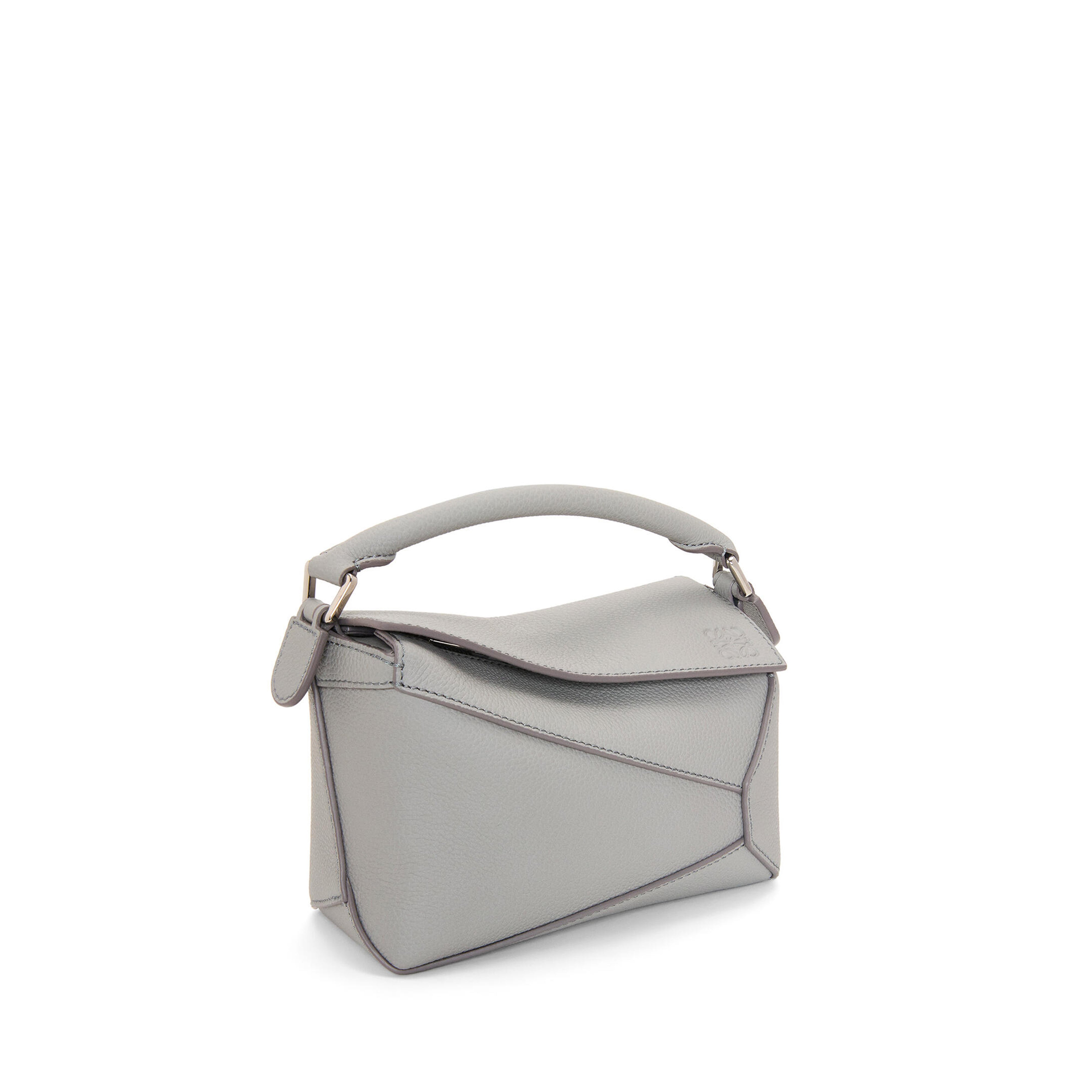 Loewe pearl discount grey