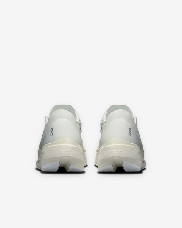 On-Running - Women's PAF Cloudboom Volt - (White/Gale)