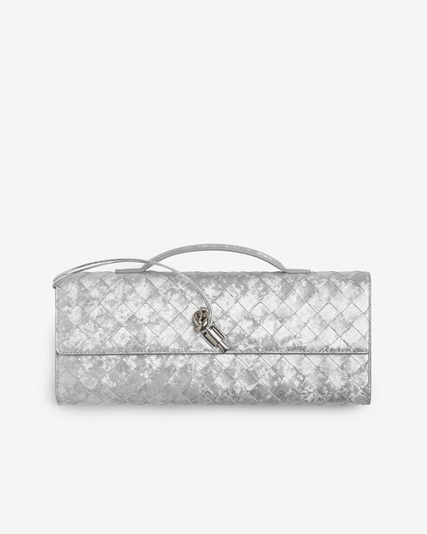 Bottega Veneta - Andiamo Clutch - (Silver)
