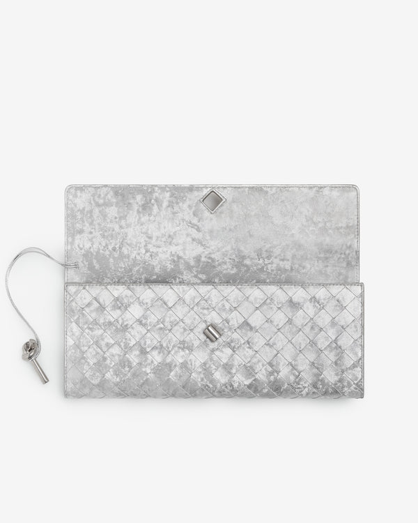 Bottega Veneta - Andiamo Clutch - (Silver)