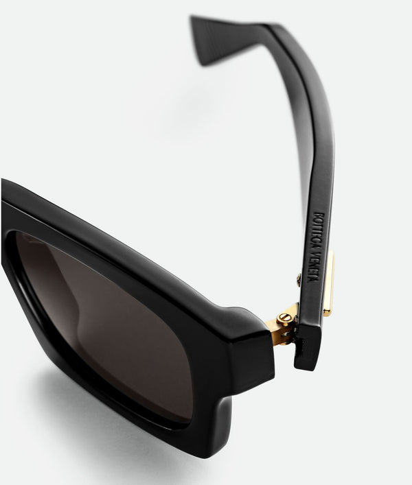Bottega Veneta - Classic Squared Sunglasses - (Black / Grey)