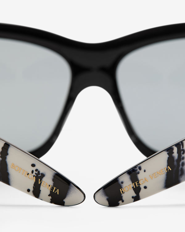 Bottega Veneta  - Intrecciato Wraparound Sunglasses - (Black/Grey)