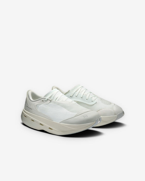 On-Running - Men's PAF Cloudboom Volt - (White/Gale)