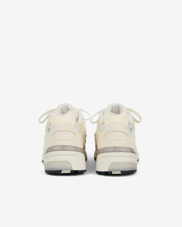 New Balance - Men’s U992MC - (Calcium)