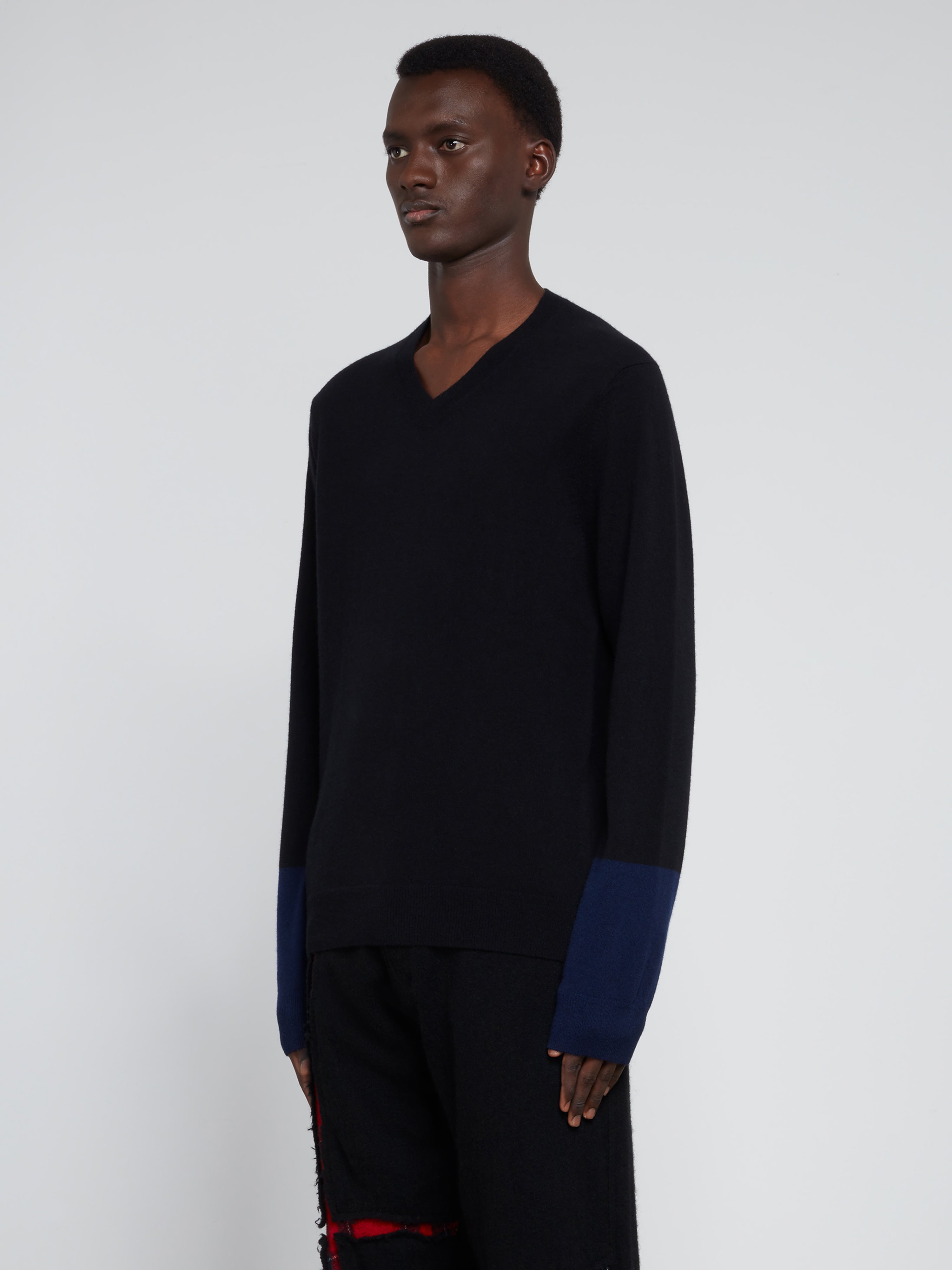 CDG Shirt Forever - V-Neck Contrast Jumper - (Black/Navy)