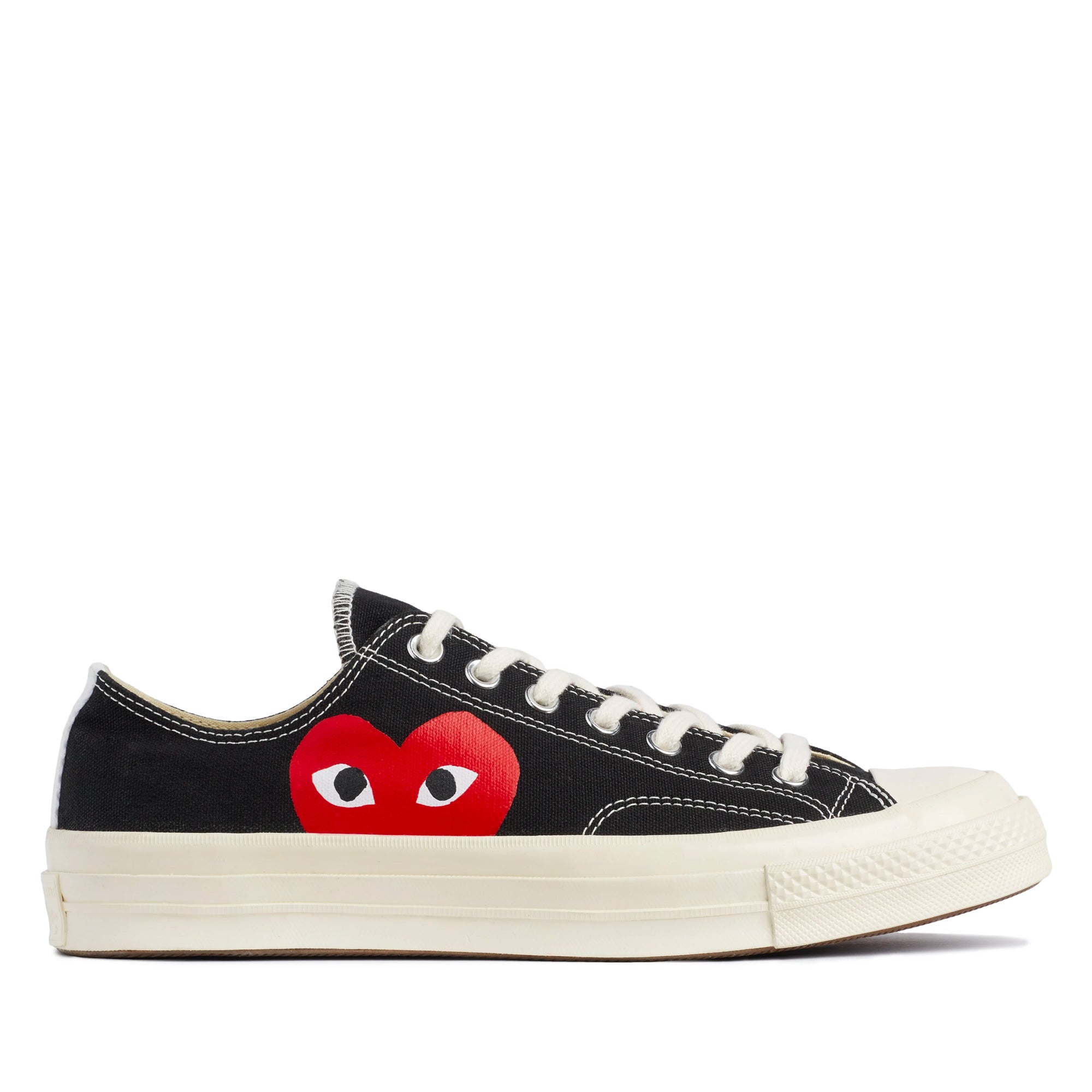 Play Converse - Red Heart Chuck Taylor All Star ’70 Low Sneakers - (Black) view 1