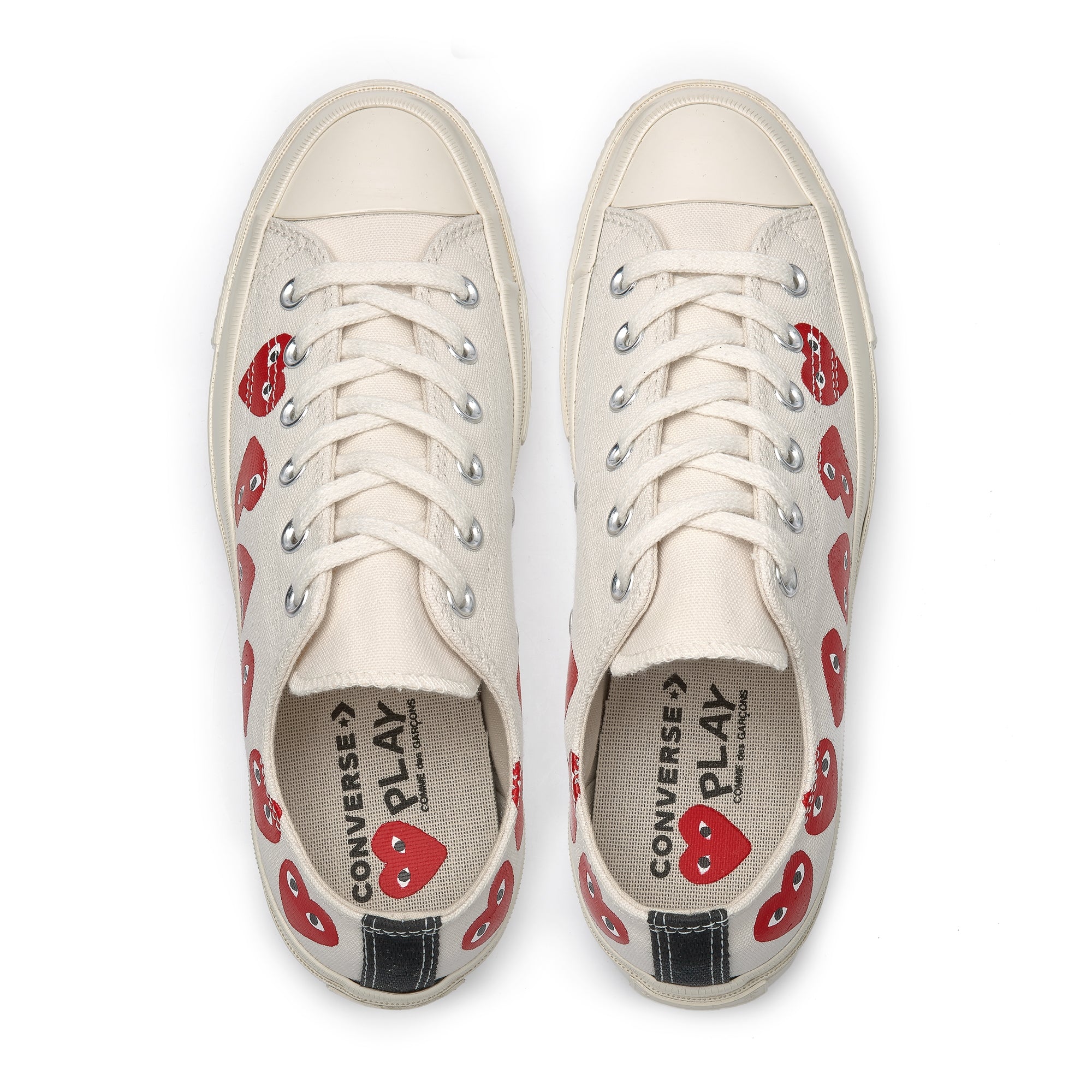 Play Converse - Multi Red Heart Chuck Taylor All Star ’70 Low Sneakers - (White) view 3